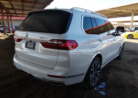 2019 BMW X7 xDrive40I z USA, uszkodzony, nr VIN 5UXCW2C57KLB43528